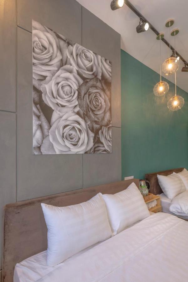 Seven A Hotel Dalat Bagian luar foto